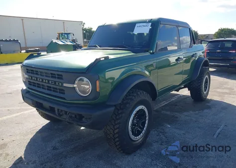 2023 Ford Bronco z USA, uszkodzony, nr VIN 1FMDE5DH3PLB26535